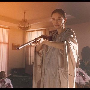 Foto Un Fantasma Para Servirte