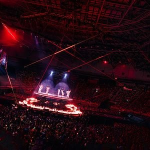 Foto Stray Kids World Tour <RUN IT> LIVE VIEWING