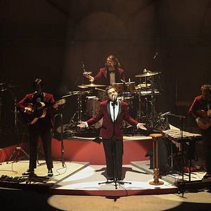 Foto Enjambre - Noches de Salón