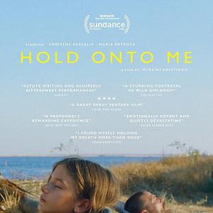 Foto Hold Onto Me