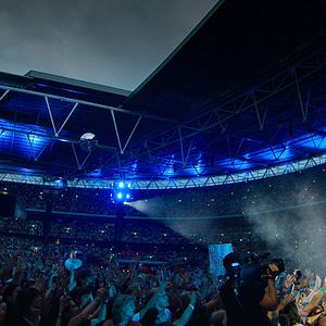 Foto blur: Live At Wembley Stadium