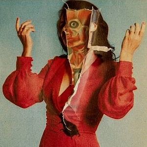 Foto In Fabric: Vistiendo la muerte