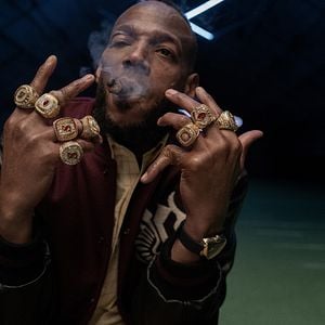 Foto Him: el elegido