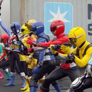 Foto Tokumei Sentai Go-Busters vs. Kaizoku Sentai Gokaiger: The Movie