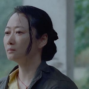 Foto Caught by the Tides