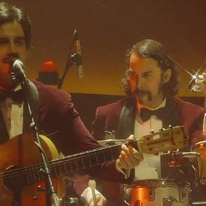 Foto Enjambre - Noches de Salón