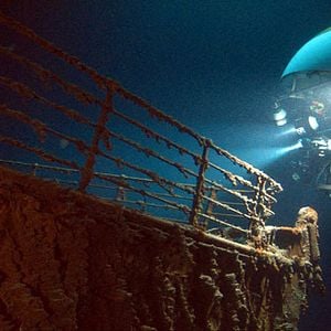 Foto Ghosts of the Abyss