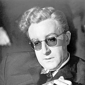 Foto Dr. Insólito o cómo aprendí a no preocuparme y amar la bomba