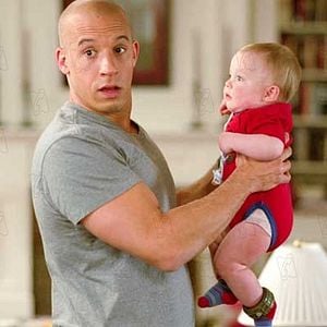 Foto Una niñera a prueba de balas