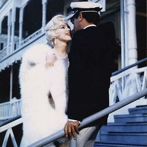 Foto Con faldas y a lo loco