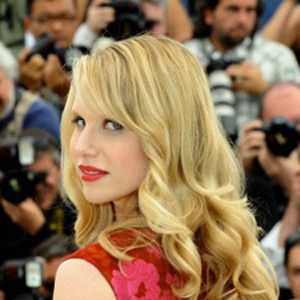 Foto Lucy Punch