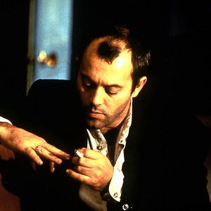 Foto Tumba al ras de la tierra