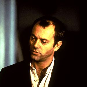 Foto Tumba al ras de la tierra