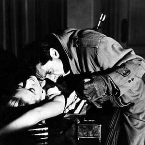 Foto Con M de Muerte