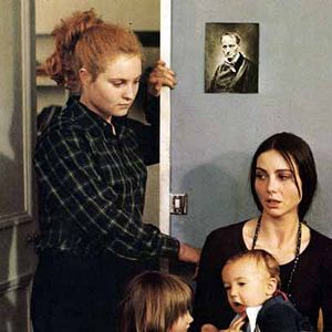 Foto Una canta, la otra no