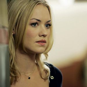 Foto Yvonne Strahovski