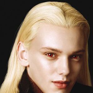 Foto Jamie Campbell Bower