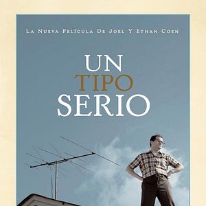 Foto Un hombre serio