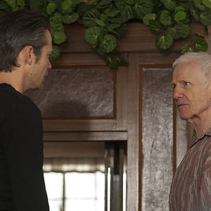 Foto Raymond J. Barry