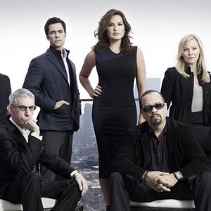 Foto La Ley Y El Orden: UVE