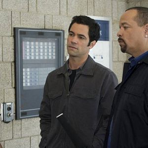 Foto La Ley Y El Orden: UVE