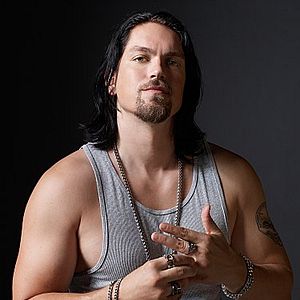Foto Steve Howey