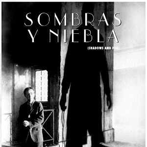 Foto Sombras y niebla