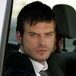 Foto Kuzey Güney: Dos hermanos y un mismo amor