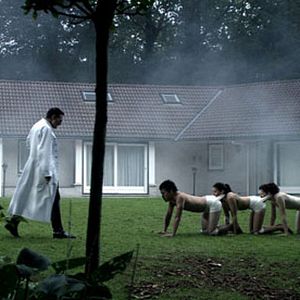 Foto The Human Centipede (First Sequence)