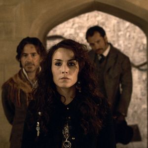 Foto Sherlock Holmes: Juego de sombras