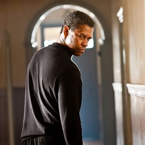 Foto Protegiendo al enemigo