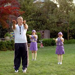 Foto Una niñera a prueba de balas
