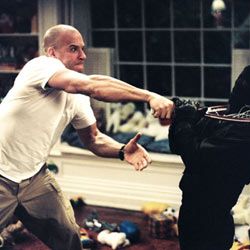 Foto Una niñera a prueba de balas