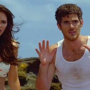 Foto No deberías besar a la novia