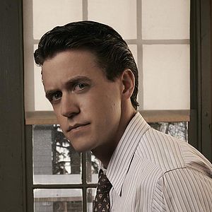 Foto Ashley Zukerman