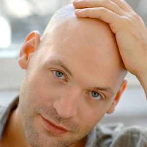 Foto Corey Stoll