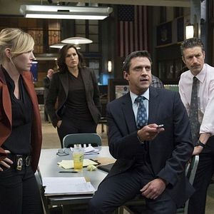 Foto La Ley Y El Orden: UVE