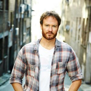 Foto Josh Lawson