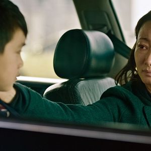 Foto Más allá de las montañas