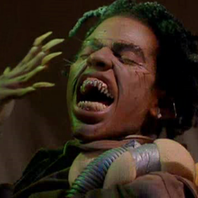 Foto No mires bajo la cama