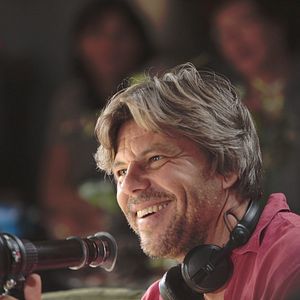 Foto Pastel de pera con lavanda