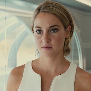 Foto Divergente: Leal