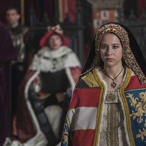 Foto La corona partida