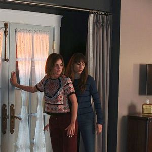 Foto Troian Bellisario