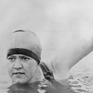 Foto Young Woman And The Sea