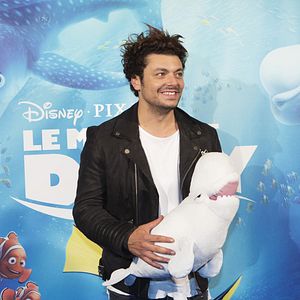 Foto Buscando a Dory