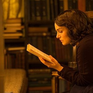 Foto Una historia de amor y oscuridad