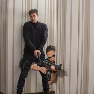 Foto Espiando a los vecinos