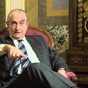 Foto El País con la Constitución