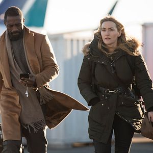 Foto Más allá de la montaña